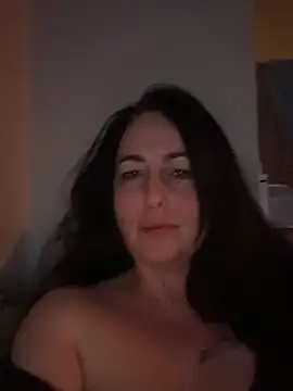 kiki xo online show from 04.28.26