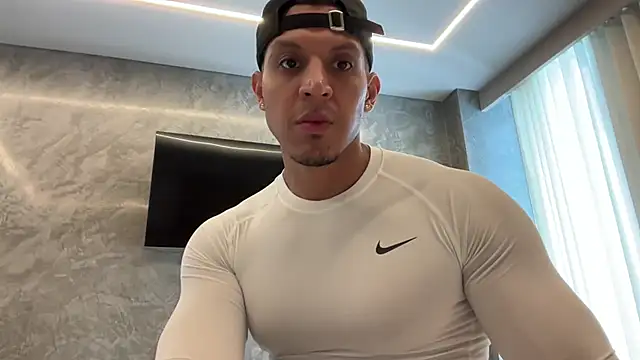 Snapshot of Frank_heaven01 chatting on 02.09.26 Frank heaven01 online show from 02.09.26