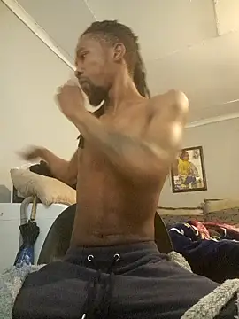 Snapshot of koolbend chatting on 09.09.25 koolbend online show from 09.09.25