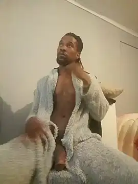 Snapshot of koolbend chatting on 09.22.25 koolbend online show from 09.22.25