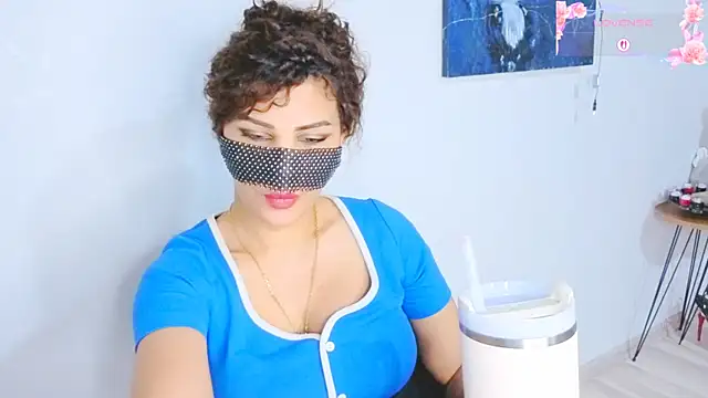 Turkish Latina online show from 07.14.26