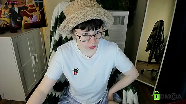 Melissa Wells online show from 09.12.25