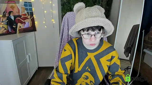 Melissa Wells online show from 10.04.25