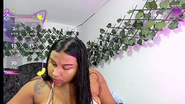 PaulinaSwan online show from 12.02.25