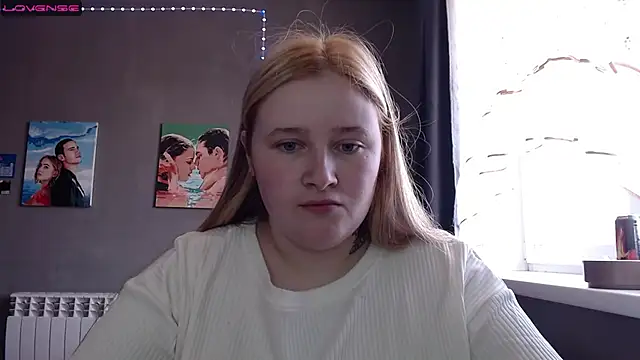 Light Luna online show from 10.20.25