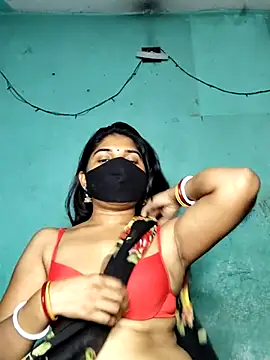 Luv Adite20 online show from 02.14.25