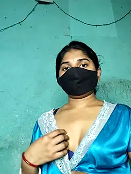 Luv Adite20 online show from 03.07.25