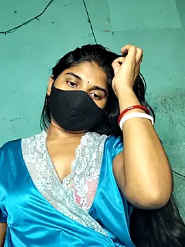 Luv Adite20 online show from 03.18.25