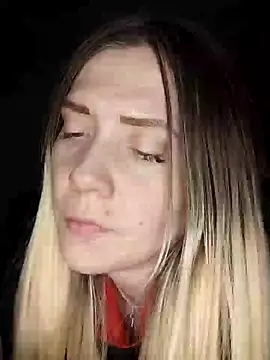 Snapshot of LeraSweet chatting on 12.10.24 LeraSweet online show from 12.10.24