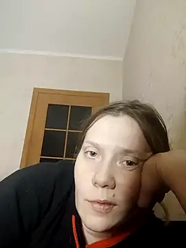 Snapshot of LeraSweet chatting on 02.19.25 LeraSweet online show from 02.19.25