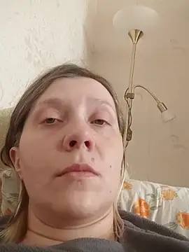 Snapshot of LeraSweet chatting on 02.25.25 LeraSweet online show from 02.25.25