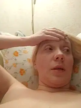 Snapshot of LeraSweet chatting on 09.08.25 LeraSweet online show from 09.08.25