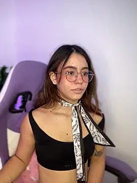 Snapshot of BlairVicent chatting on 01.02.25 BlairVicent online show from 01.02.25