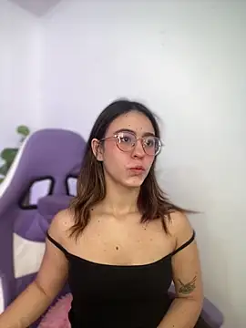 Snapshot of BlairVicent chatting on 01.11.25 BlairVicent online show from 01.11.25