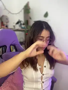 Snapshot of BlairVicent chatting on 01.27.25 BlairVicent online show from 01.27.25