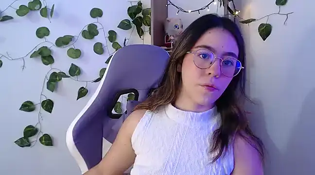 Snapshot of BlairVicent chatting on 02.06.25 BlairVicent online show from 02.06.25