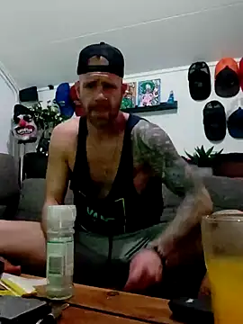 Snapshot of eltoulou chatting on 01.17.25 eltoulou online show from 01.17.25