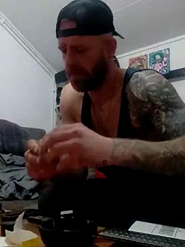 Snapshot of eltoulou chatting on 01.30.25 eltoulou online show from 01.30.25