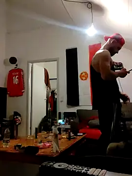 Snapshot of eltoulou chatting on 02.11.25 eltoulou online show from 02.11.25