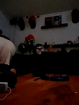 Snapshot of eltoulou chatting on 02.11.25 eltoulou online show from 02.11.25