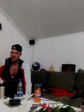 Snapshot of eltoulou chatting on 03.02.25 eltoulou online show from 03.02.25