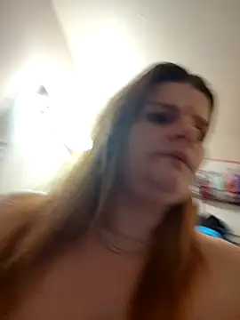 Snapshot of BeckiTooSweet chatting on 01.24.25 BeckiTooSweet online show from 01.24.25