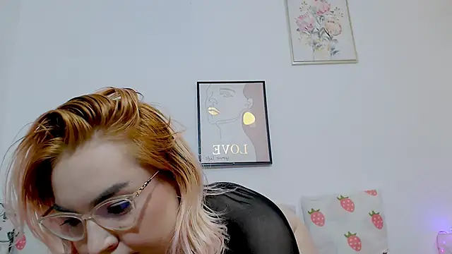 Catlady333 online show from 09.09.25