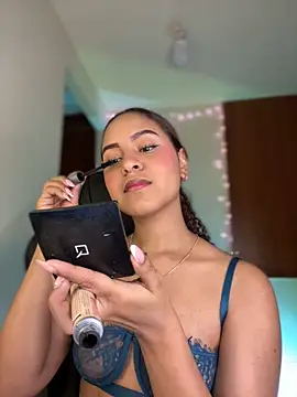 gretta kler1 online show from 12.24.24