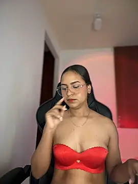 gretta kler1 online show from 02.14.25