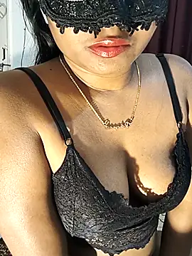 FANTASY QUEEN 07 online show from 11.19.25