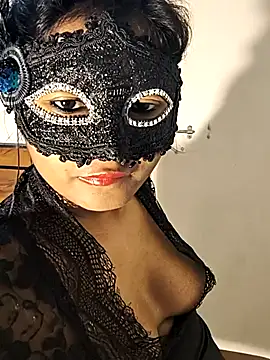 FANTASY QUEEN 07 online show from 11.25.25