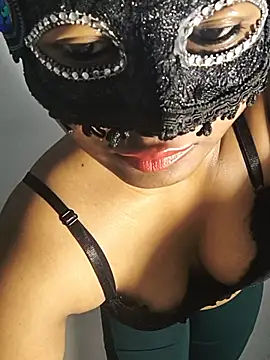 FANTASY QUEEN 07 online show from 07.26.26