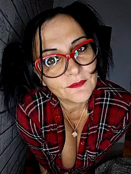 Snapshot of anaaamariaaaa chatting on 10.16.25 anaaamariaaaa online show from 10.16.25