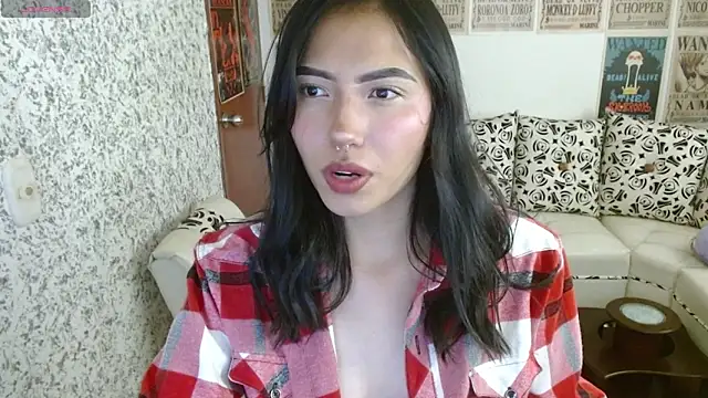 wild kittys online show from 04.12.26