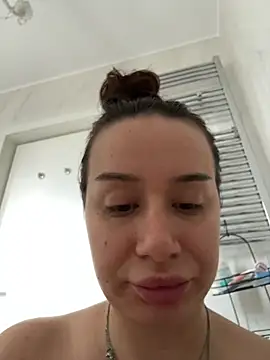 deliaroyal online show from 03.27.26