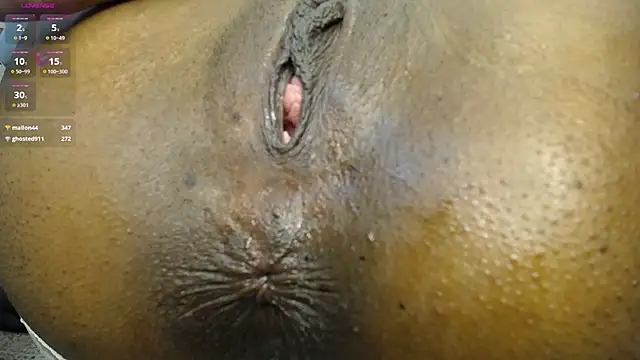 Snapshot of genesis_moretz chatting on 12.13.24 genesis moretz online show from 12.13.24