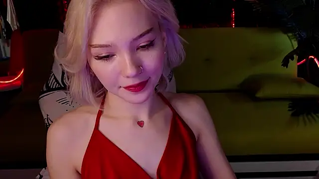 Snapshot of SandraBoyl chatting on 01.23.25 SandraBoyl online show from 01.23.25