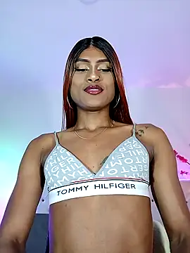 Elektra Queen online show from 01.13.25