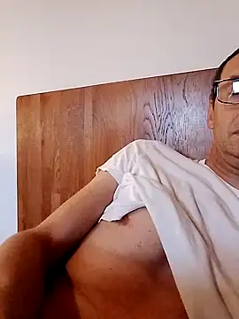 Snapshot of Anastasio33 chatting on 09.24.25 Anastasio33 online show from 09.24.25