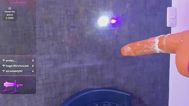 sophia vivas online show from 01.30.25