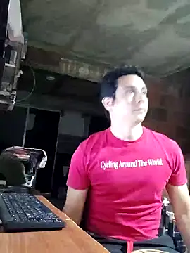 Rejy1992 online show from 01.14.25