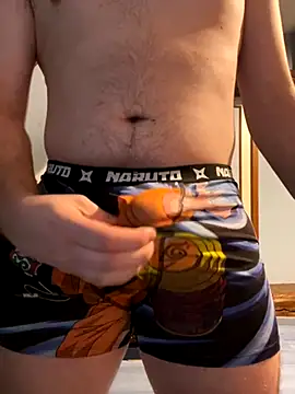 Snapshot of youlo71 chatting on 10.31.25 youlo71 online show from 10.31.25