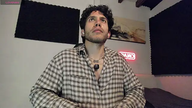 LucianSinclair online show from 04.12.26