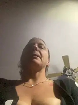 Everlyrose27 online show from 12.07.24