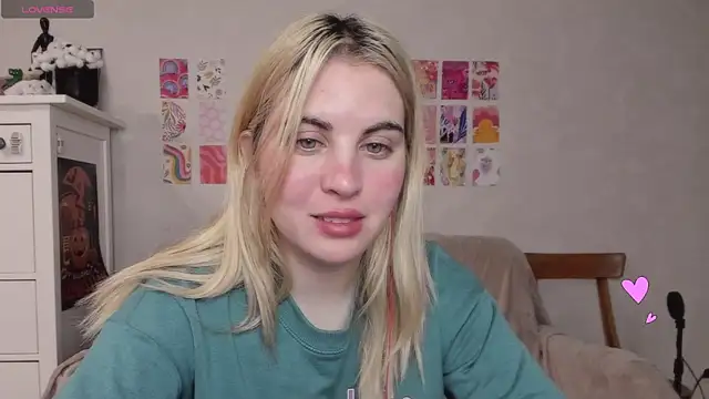Snapshot of pawpaws chatting on 12.22.24 pawpaws online show from 12.22.24
