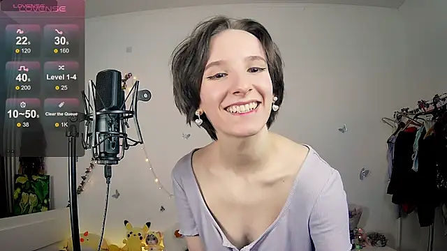 Snapshot of Violet_Veliya chatting on 12.22.24 Violet Veliya online show from 12.22.24