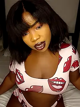 Snapshot of rosey_cheeks chatting on 10.27.25 rosey cheeks online show from 10.27.25