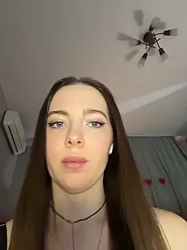 Snapshot of -SweetDi- chatting on 02.13.26 -SweetDi- online show from 02.13.26