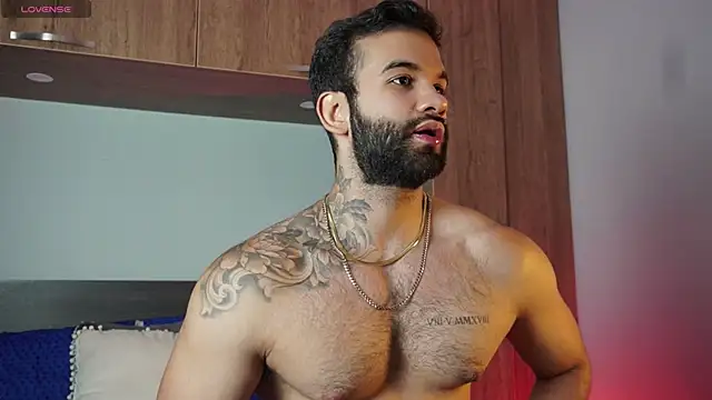 Snapshot of MarkHazze chatting on 10.25.25 MarkHazze online show from 10.25.25