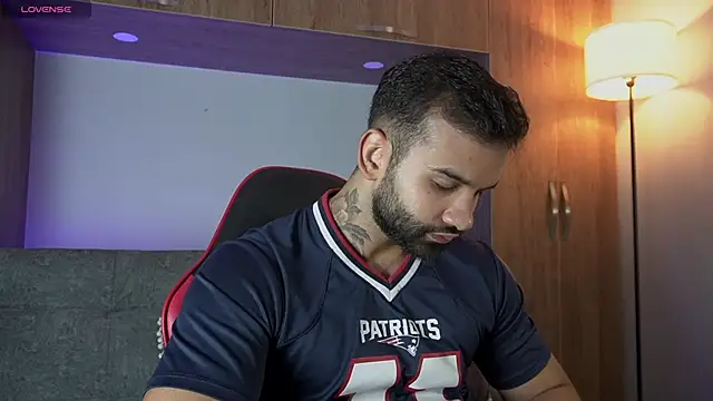 Snapshot of MarkHazze chatting on 02.08.26 MarkHazze online show from 02.08.26